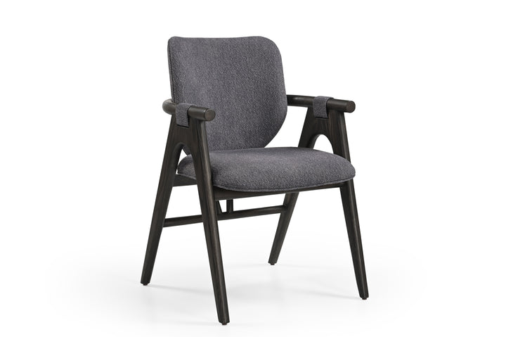 Ezi Chair